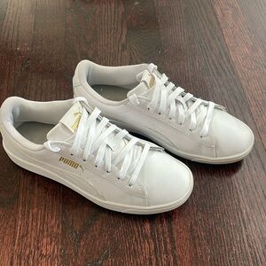 Puma soft foam women’s sneakers